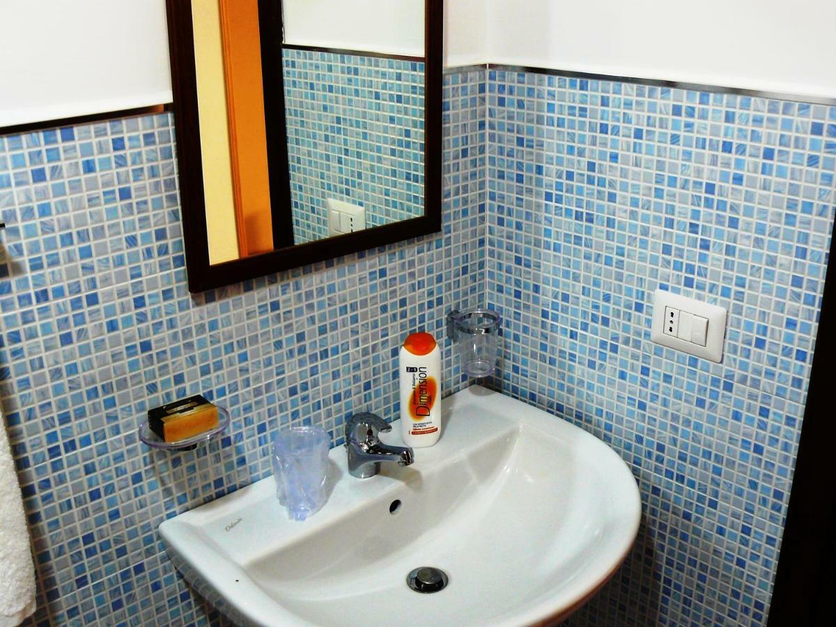 La Viuzza Hotel Мадзара дел Вало Екстериор снимка